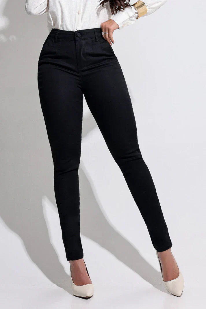 Calça Jeans Modeladora Preta Que Não Desbota Magnífica - 37